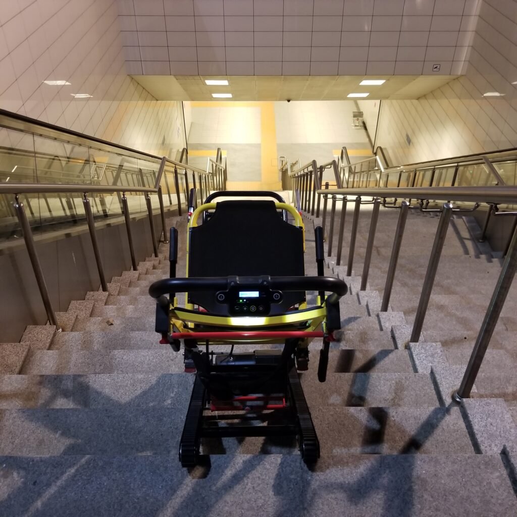 elithia engelli merdiven tırmanıcı